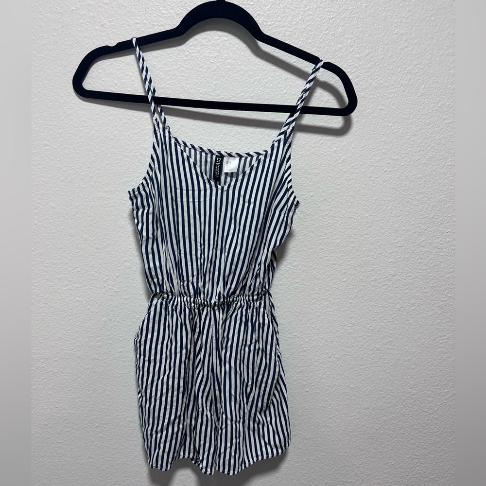 Divided by H&M Navy and White Striped Short Romper With Pockets Size 0